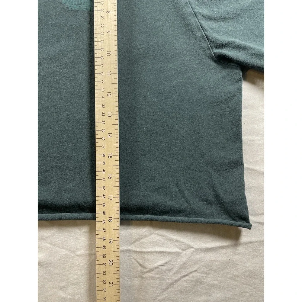 The North Face Unisex Adults T-Shirt 2XL Graphic Tee Green Short Sleeve Crop Top